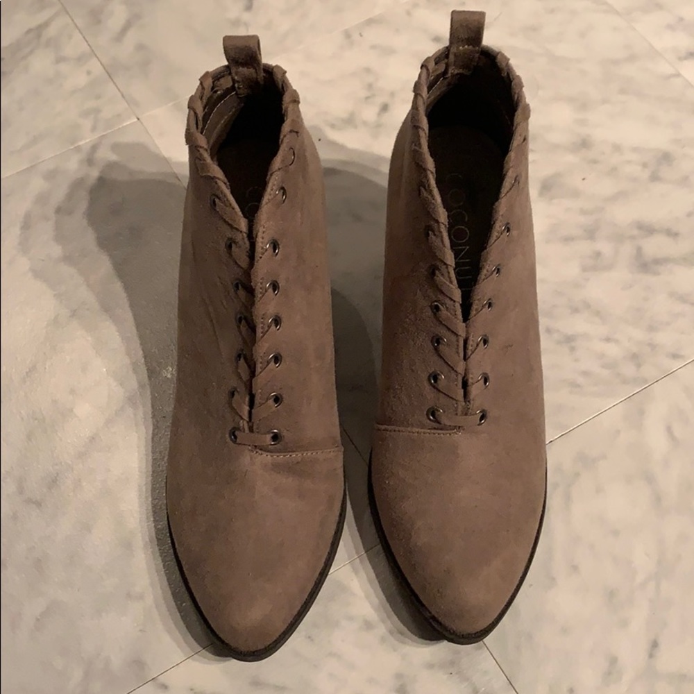 Faux Tie-up Booties